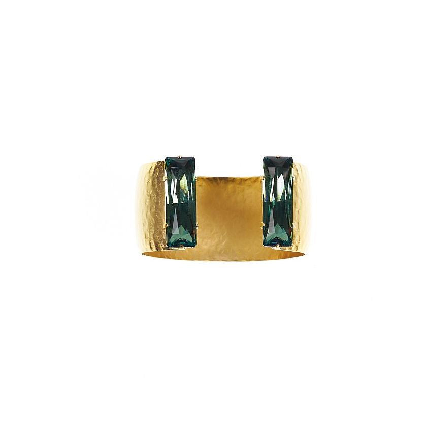MANALI DESIGN-GERALDINE BREMER WEILL-BRACELET-MANCHETTE-VERT EMERAUDE-BAGUETTE STRASS SWAROVSKI-PLAQUÉ OR MARTELÉ-FRANCESS