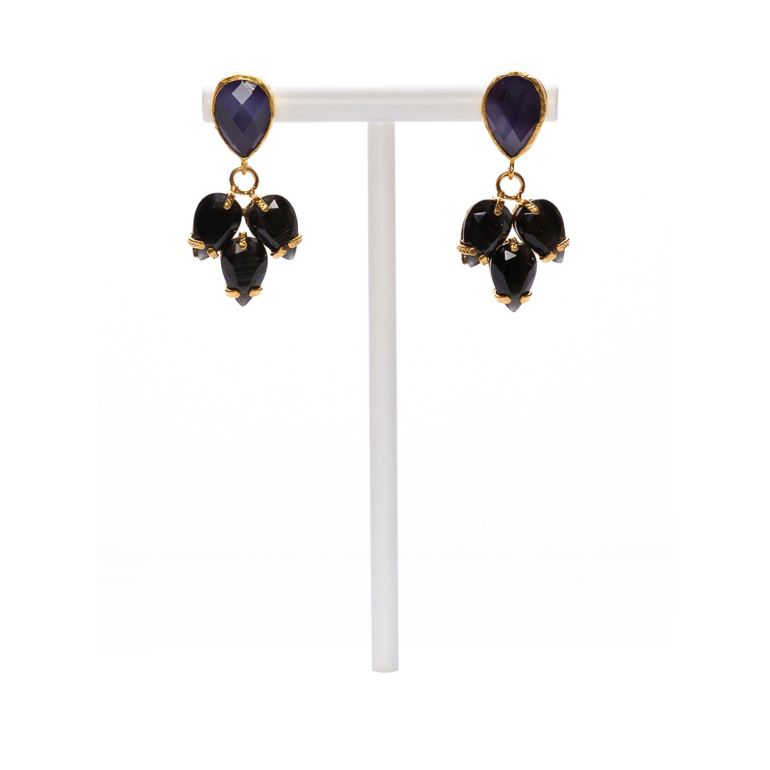 MANALI DESIGN-GERALDINE BREMER WEILL-BOUCLE D’OREILLE-PERCÉES-PENDANTES-BLEU MARINE-OEIL DE CHAT-PLAQUÉ OR FIN-TIGE HYPOALLERGÉNIQUE-MARIE