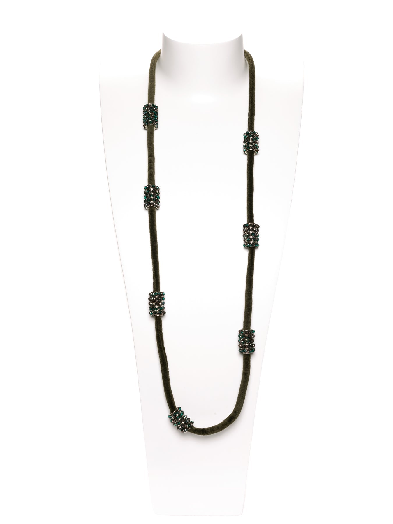 GERALDINE BREMER-WEILL - MANALI DESIGN - COLLIER - SAUTOIR - VELOURS - ÉPONGE - STRASS