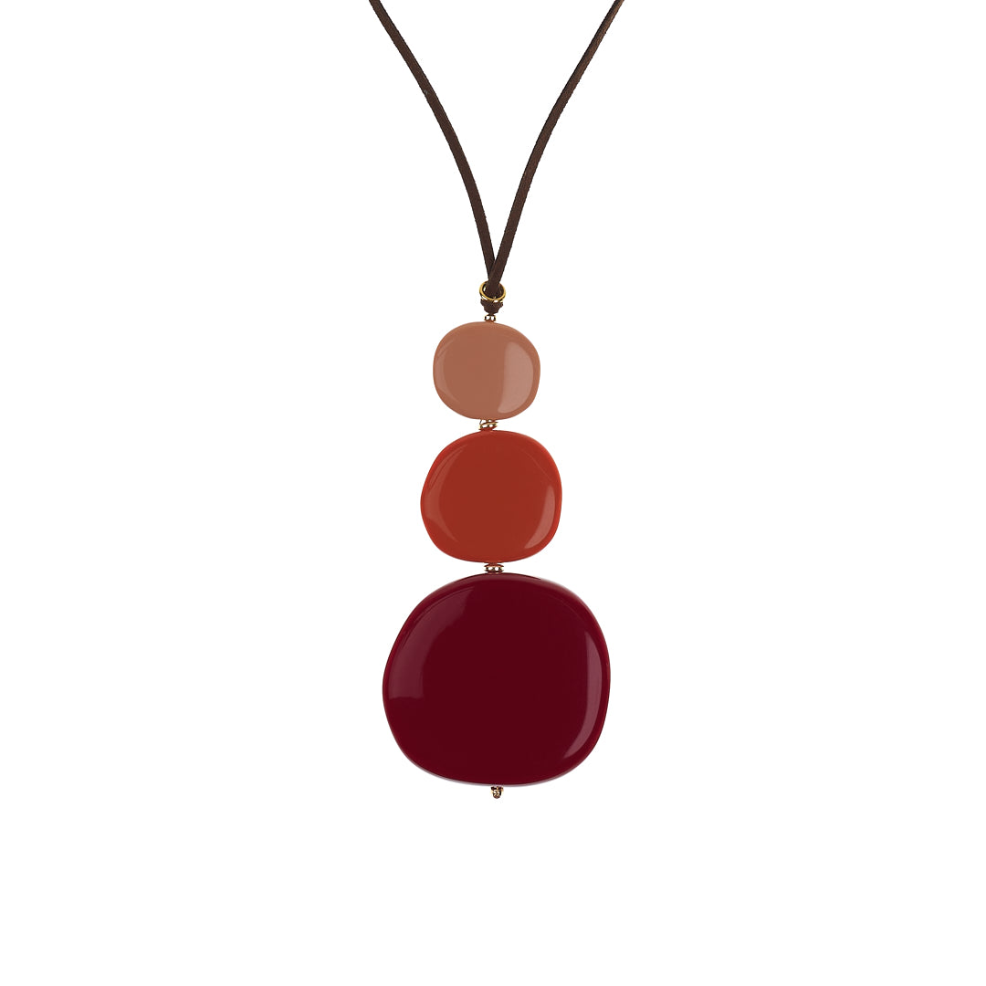 MANALI DESIGN-GERALDINE BREMER WEILL-SAUTOIR-BORDEAUX-GALLET PERSONNALISABLE-AJUSTABLE-RESINE-HÉMATITE-CORDON SUÉDINE-MANOU