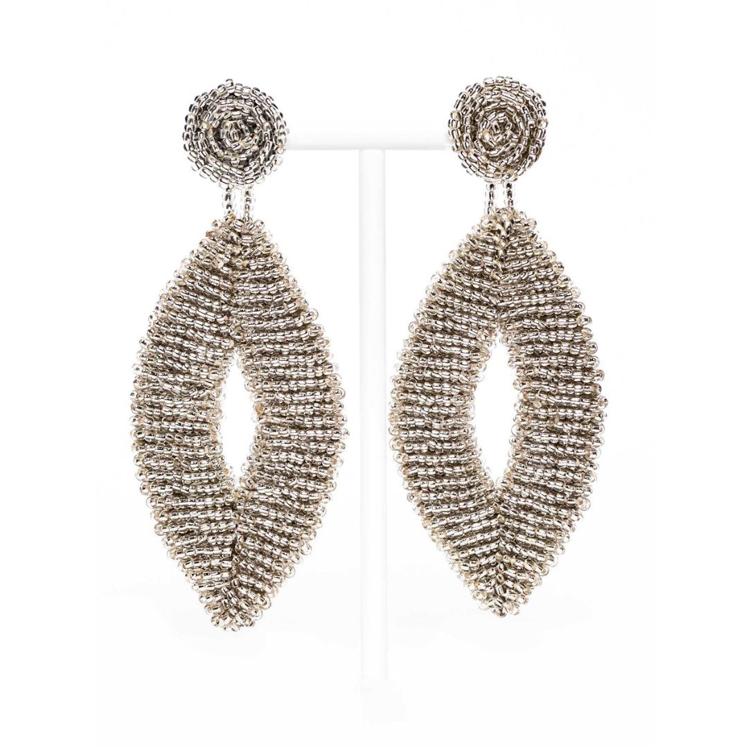 MANALI DESIGN-GERALDINE BREMER WEILL-BOUCLE D’OREILLE-PERCÉES-PENDANTES-ARGENT-TIGE HYPOALLERGÉNIQUE-PERLES DE ROCAILLE-VIRNA