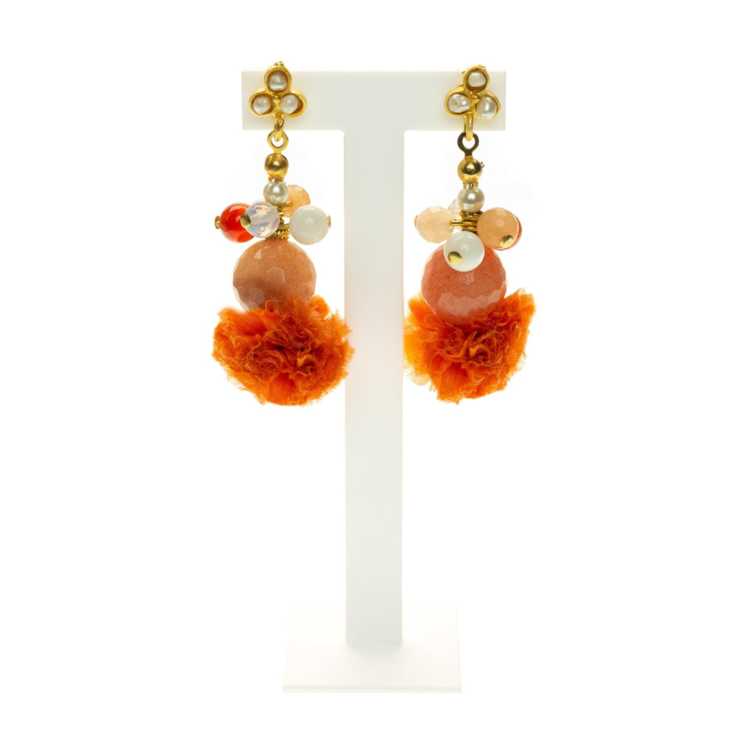 MANALI DESIGN-GERALDINE BREMER WEILL-BOUCLES D’OREILLE-PENDANTE-PLAQUÉ OR FIN-COTON-AGATE-OR&ORANGE-TIGE HYPOALLERGÉNIQUE-MARIETTA