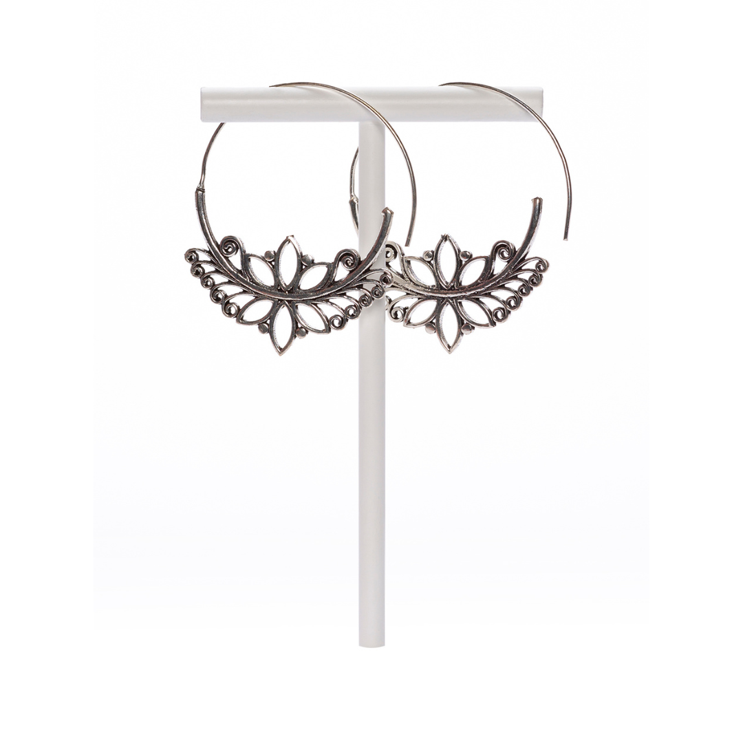 MANALI DESIGN-GERALDINE BREMER WEILL-BOUCLES D’OREILLE-PENDANTE-CIRCULAIRE-CRÉOLE-LAITON ARGENTÉ-ARGENT-TIGE HYPOALLERGÉNIQUE-MELANIE