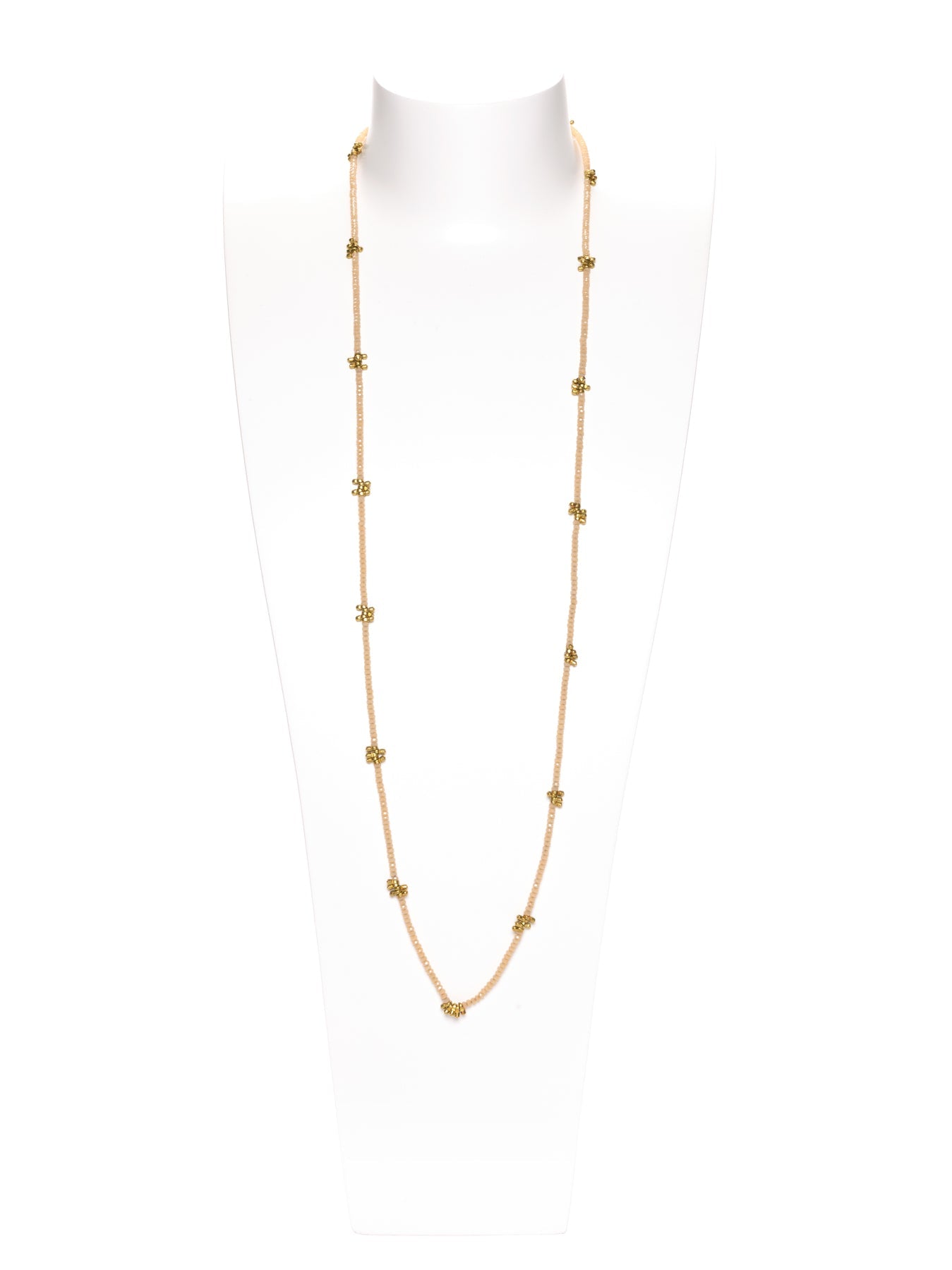 Geraldine Weill - MANALI DESIGN - COLLIER - SAUTOIR - ETHNIQUE - LAITON DORE - PERLE DE ROCAILLE - BEIGE