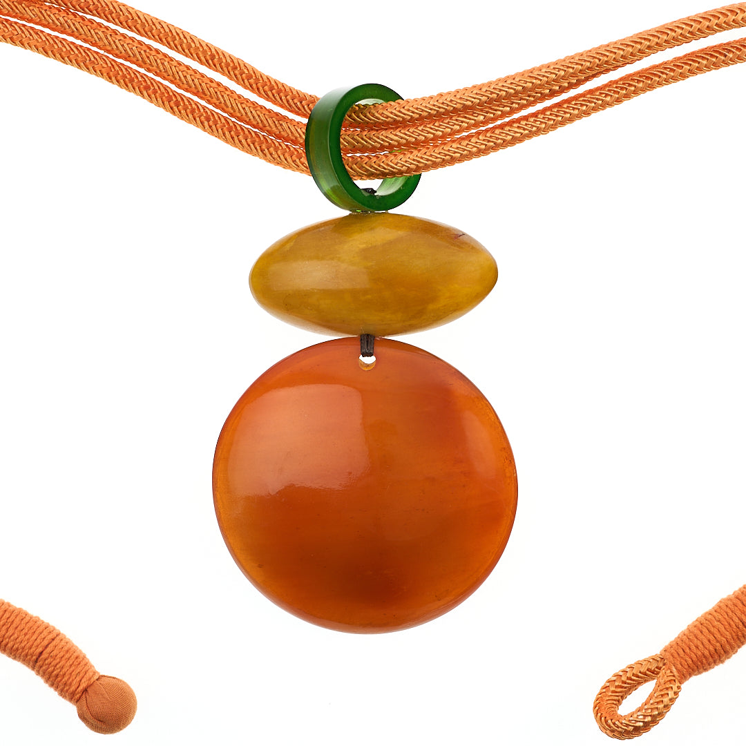 MANALI DESIGN-GERALDINE BREMER WEILL-COLLIER-SAUTOIR-CORNE-CORDON COTON HUILÉ-ORANGE-WANDA